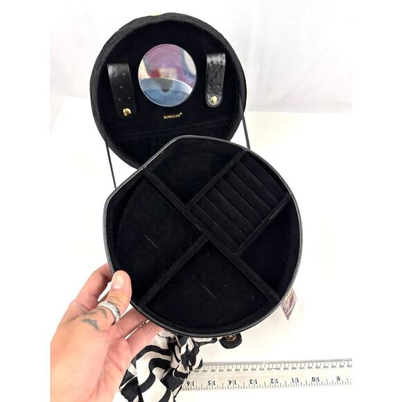 Black Rowallan Scotland Round Silk Jewelry Box Travel Case NWT Compartments - Picture 10 of 16